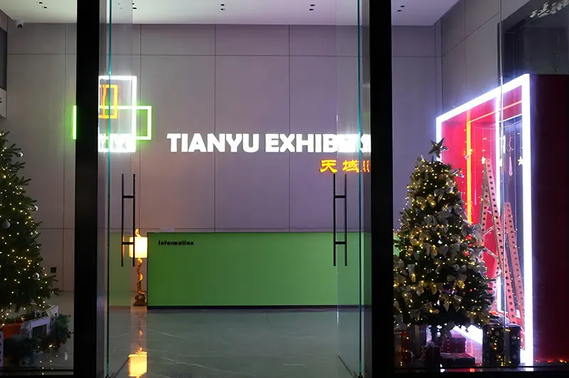 Embracing the Christmas Spirit at Tianyu Exhibits: A Festive Prelude to 2024
