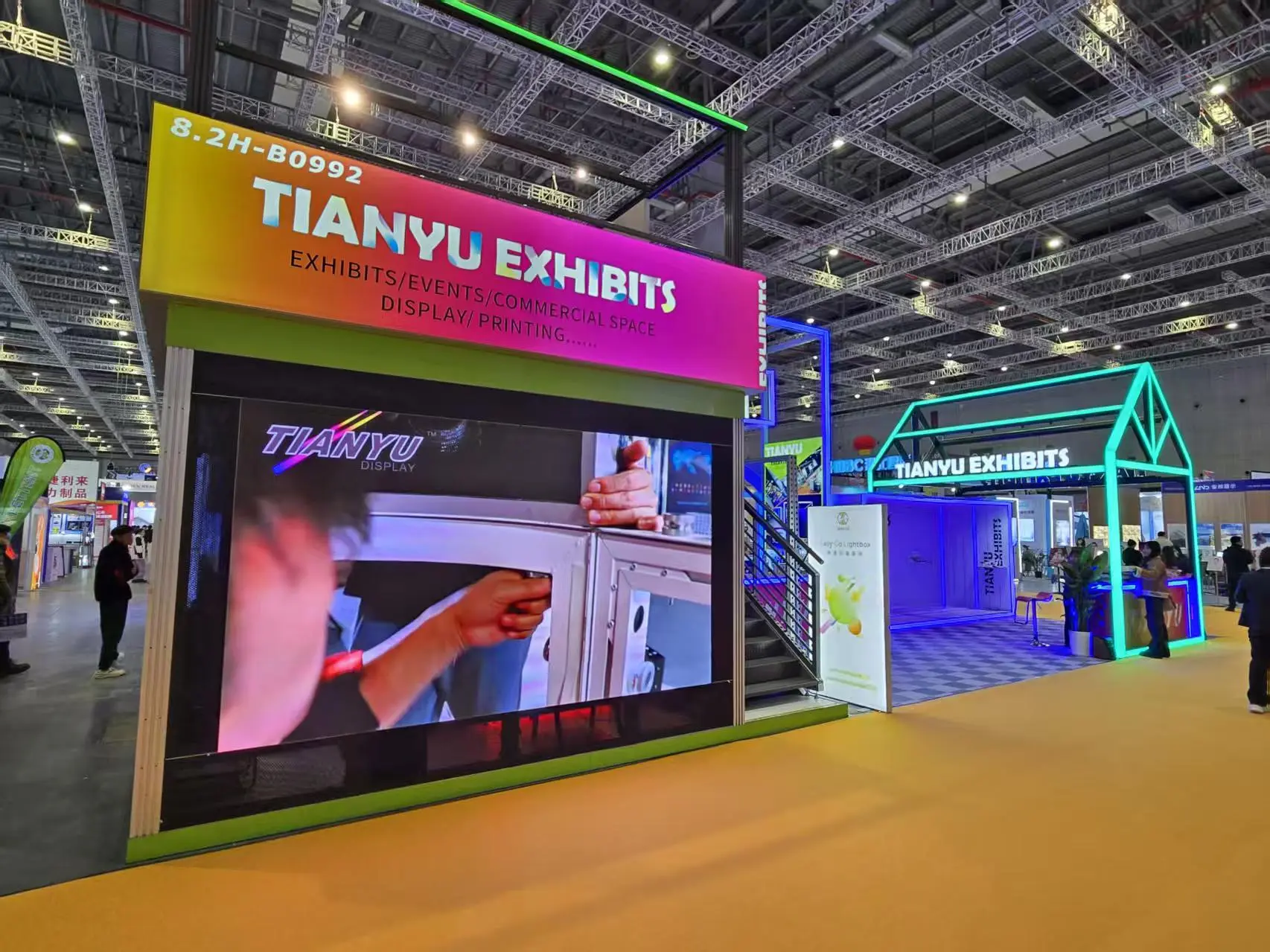 TIANYU Exhibits Unveils Groundbreaking Double Deck & Luminous Profile Systems at APPP EXPO 2025